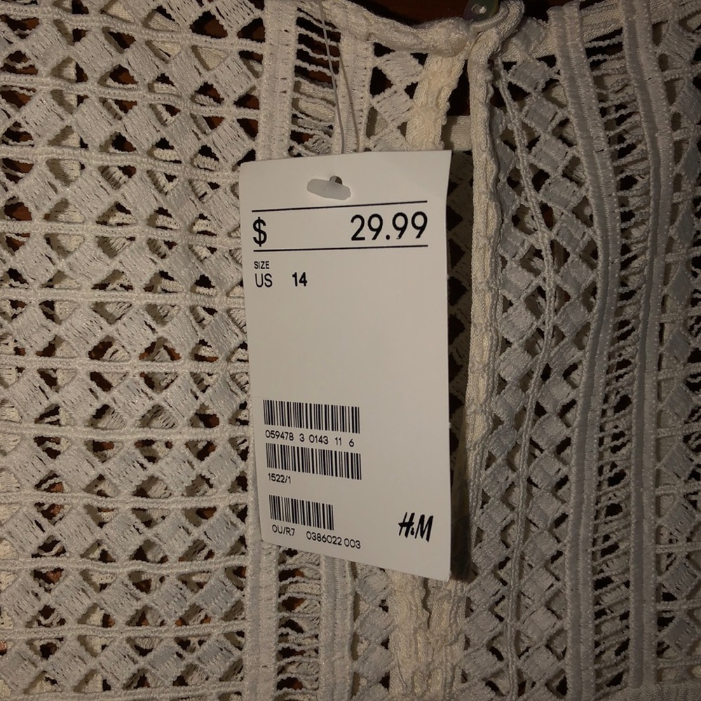 *Brand New* H&M Woven Blouse - Picture 2 of 2